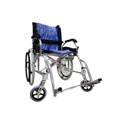Silla de ruedas de acero plegable manual multifuncional 79*28*73cm 12.7kg Diseño fácil de usar